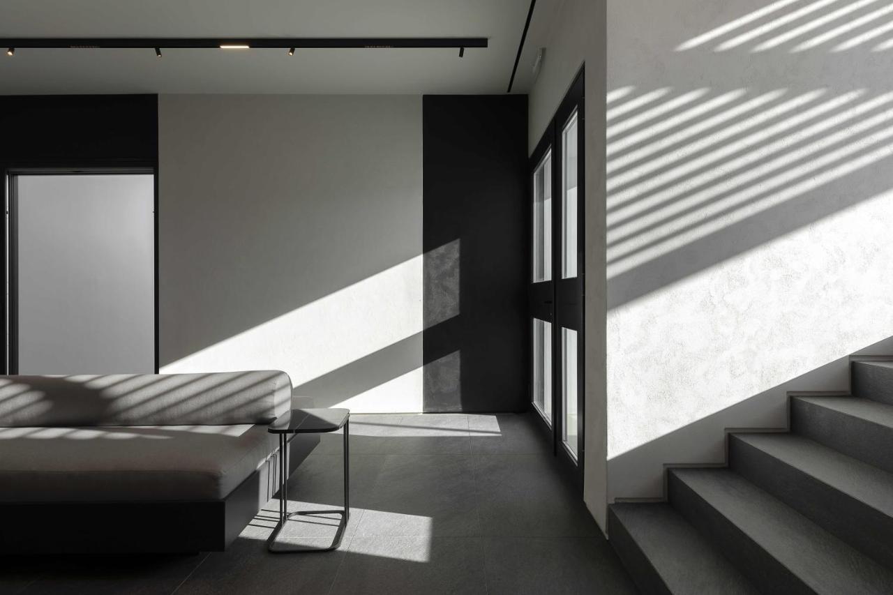 Cubic Mykonos Seafront Design Suites Ornos  Buitenkant foto